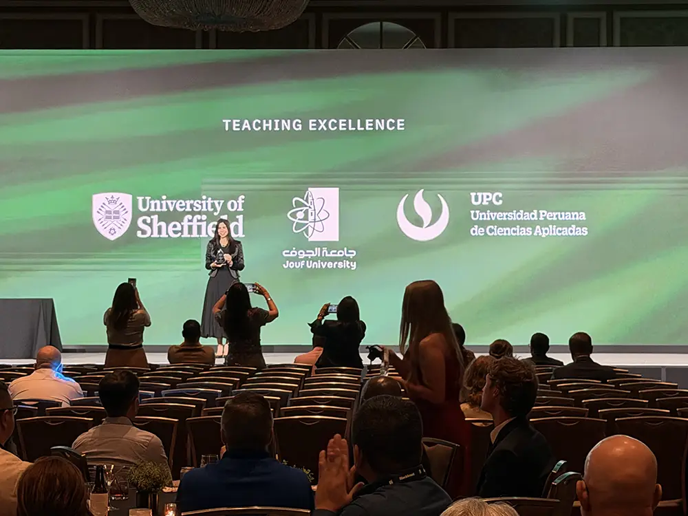 Jessica_Vlasica accepting her Catalyst Award at Building Blackboard Together